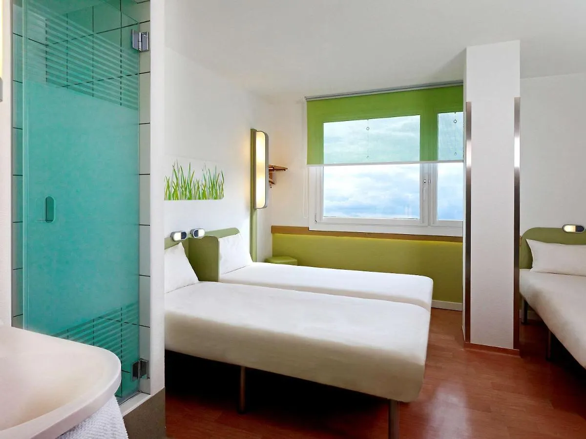 Ibis Budget Warszawa Reduta 0*,  Polen