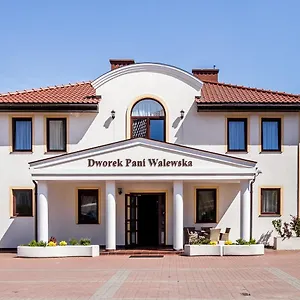 https://dworek-pani-walewska.gdanskhotel.org